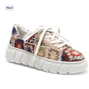 New! Free People, Crochet Sneaker,  Catch me if you can, 39, 8